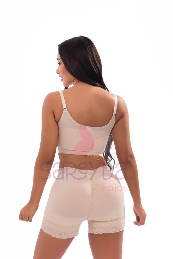 Brasier alto en sisa
