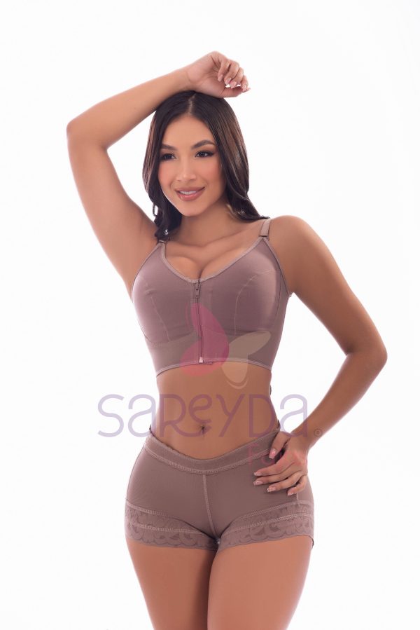 Brasier alto en sisa