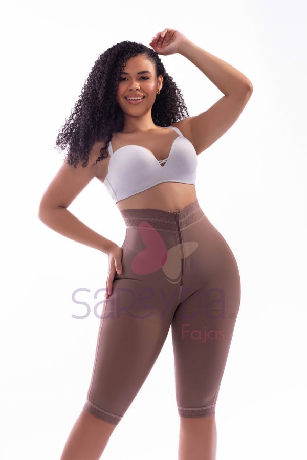 Capri con cierre abdominal