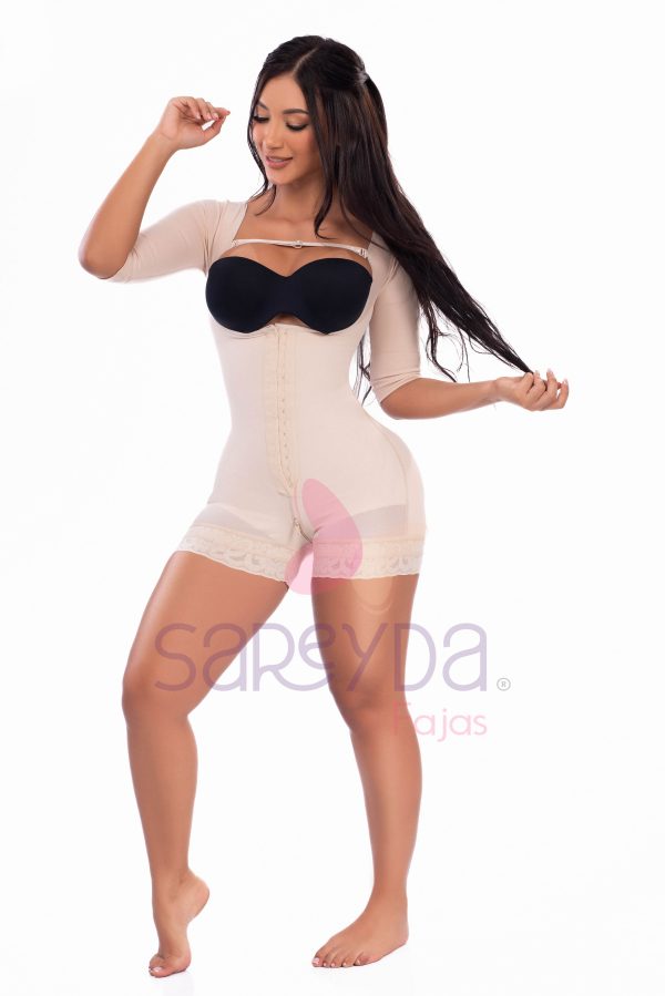 Faja con mangas bota corta