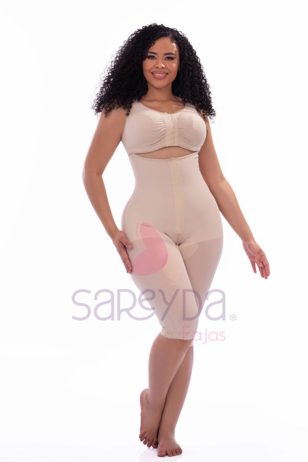 Faja con brasier solapa bota larga