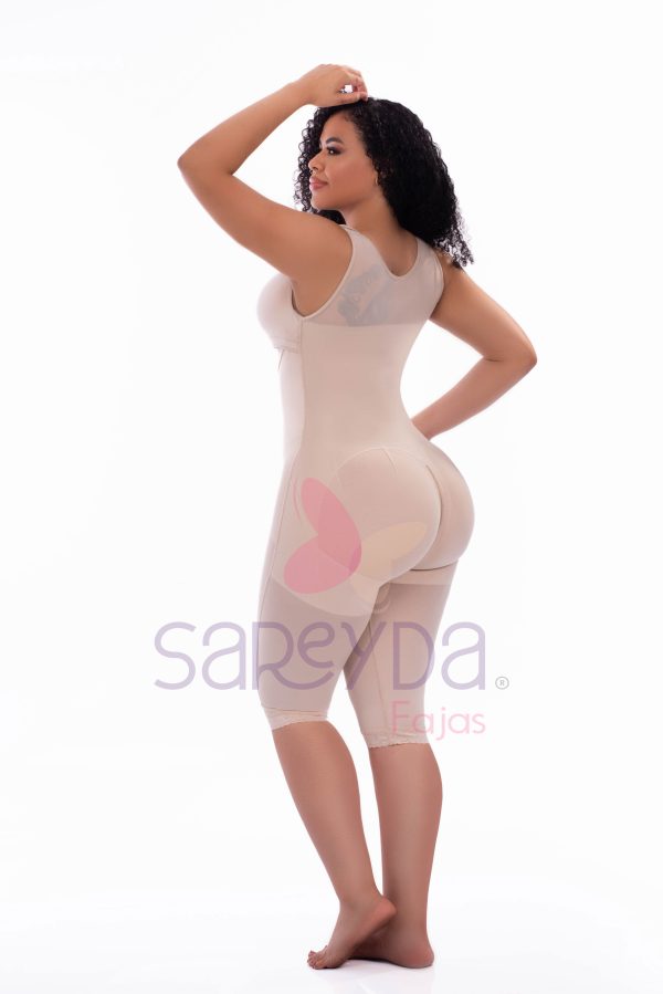 Faja con brasier solapa bota larga