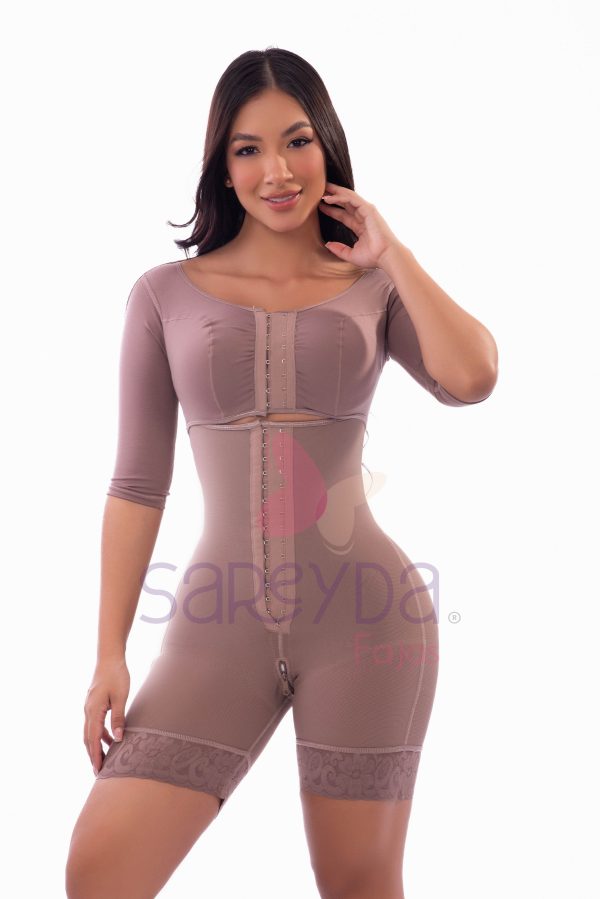 Faja con mangas y brasier solapa media pierna