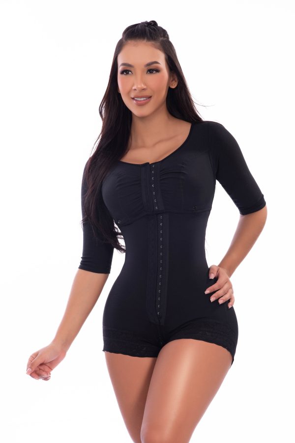 Faja con mangas y brasier solapa cachetero
