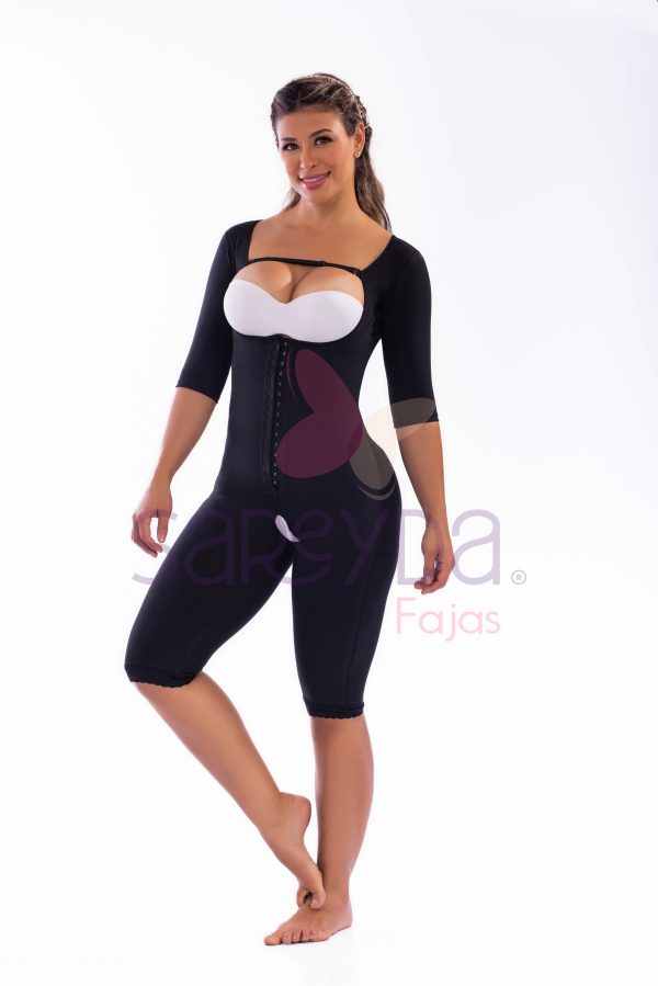 Faja con mangas y abertura perineal bota larga