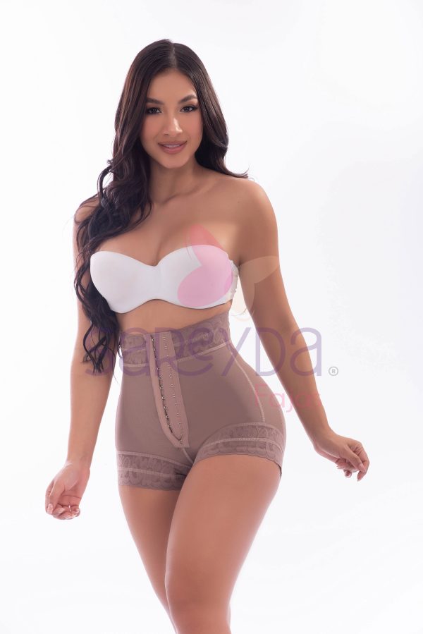 Panty alto en cintura